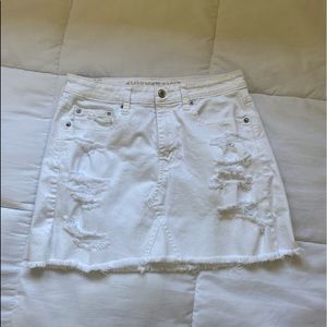 American eagle white jean skirt